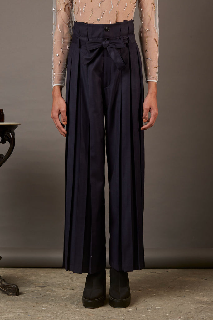 QUOD FOUNTAIN PANTS WITH BELT IN NAVY
