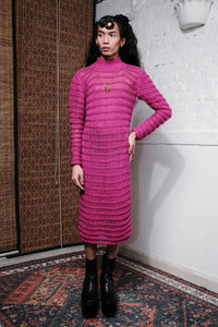 COIL HAND KNITTED DRESS IN MAGENTA