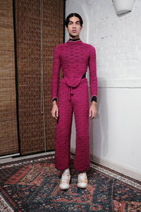 KNOT TIE LOOP TOP IN MAGENTA