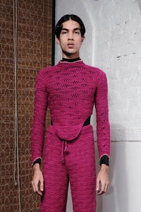KNOT TIE LOOP TOP IN MAGENTA