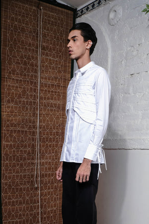 SKELETON IN THE CLOSET SHIRT IN WHITE