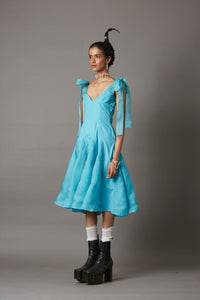 FLOW DRESS IN POWDER BLUE