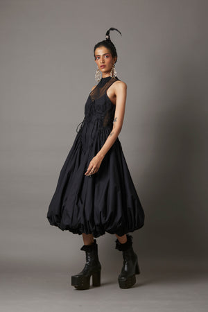 BILLOW DRESS IN BLACK
