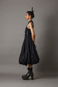 BILLOW DRESS IN BLACK