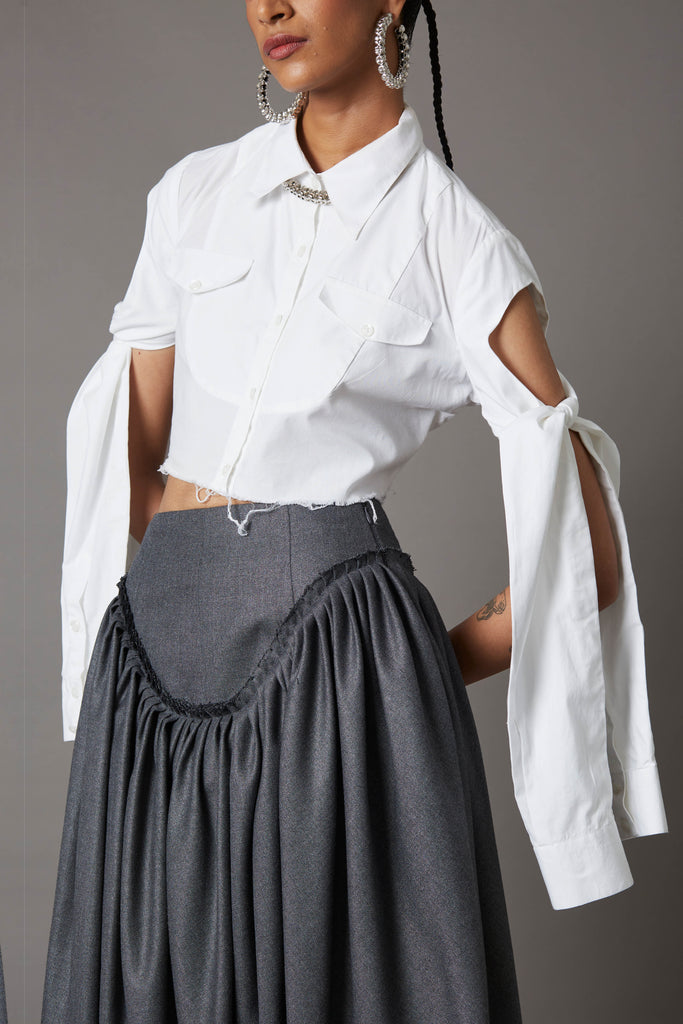 TIE-UP SLEEVE  CROPPED SHIRT