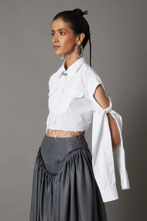 TIE-UP SLEEVE  CROPPED SHIRT