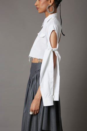 TIE-UP SLEEVE  CROPPED SHIRT