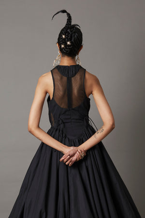 BILLOW DRESS IN BLACK