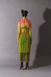 Bottlebrush Rainbow Trench
