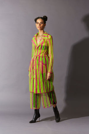 Bottlebrush Rainbow Trench