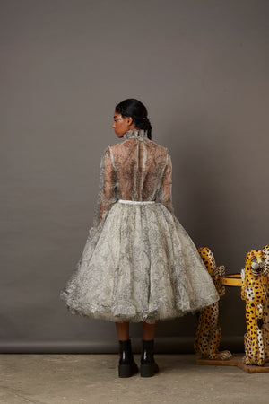 MULTI FACE SILK OVERLAY SKIRT IN WHITE