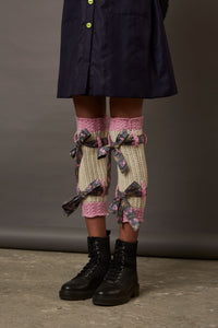 QUOD LEG WARMERS IN ORGANIC WOOL WITH HANDWOVEN BANARASI BROCADE BELTS IN OFF WHITE