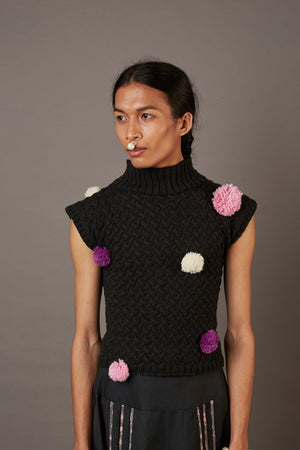 Fountain Vest Black