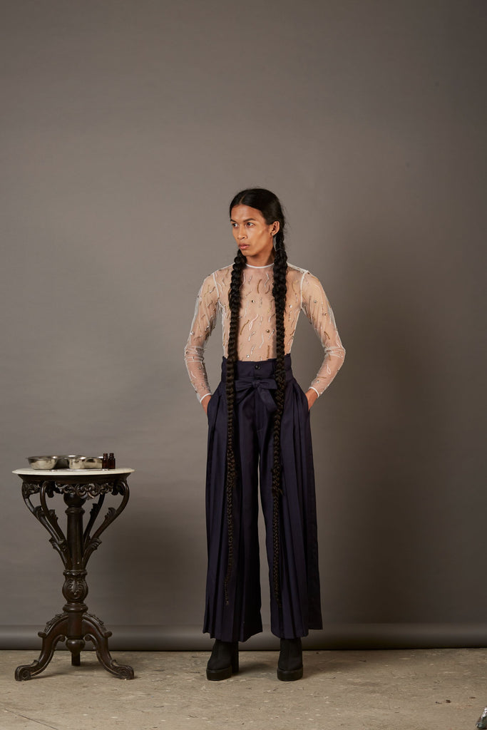 QUOD FOUNTAIN PANTS WITH BELT IN NAVY