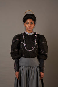 U FRONT BILLOWED BLOUSE WITH HANDWOVEN BANARASI TAPE IN BLACK