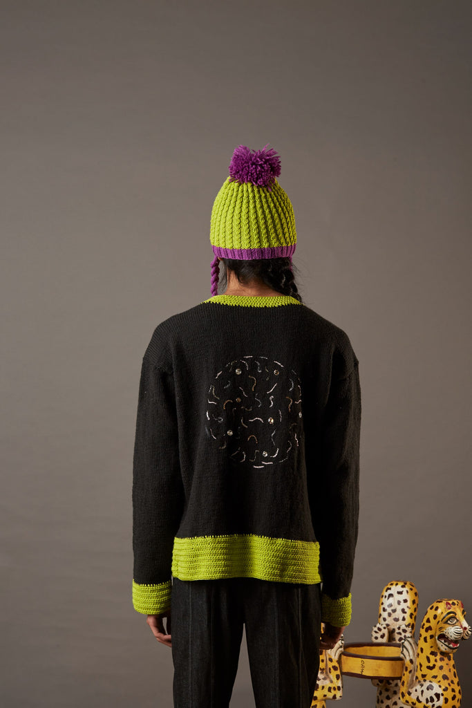 QUOD HAND EMBROIDERED SEAHORSE SWEATER IN ORGANIC WOOL IN BLACK